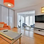 Istra Adria פורץ